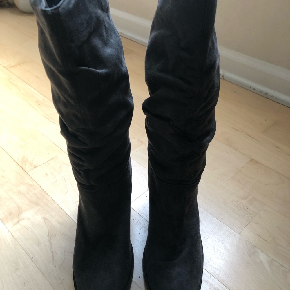 Merona Gray Suede Knee High Riding Boots accent Buckle Women’s US 6